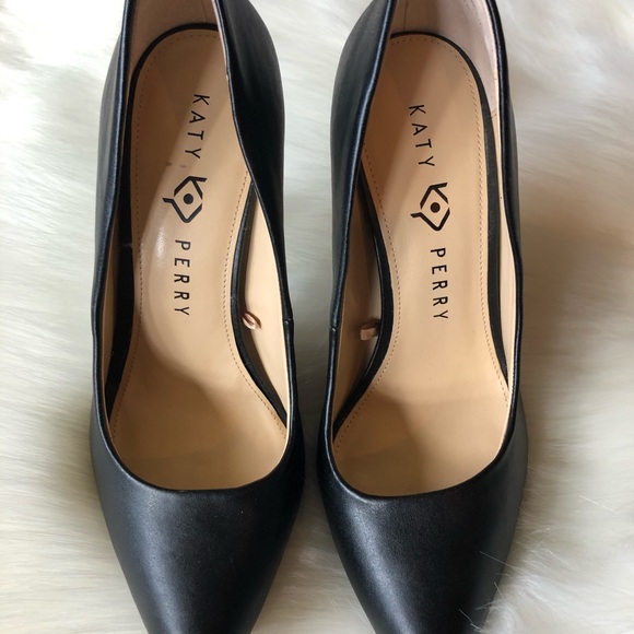 Pre-Owned Black Katy Perry Suzzie Chain-Heel Pumps - Picture 2 of 8